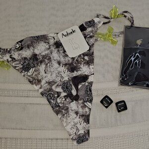 SEXY TIME PANTIES ~ KAMASUTRA SEX PATTERN  INTIMATE DICE ~ NEW PKG ~ FRANCE